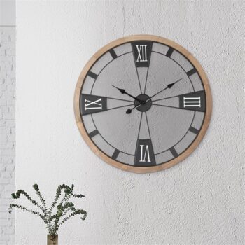 Große Wanduhr Ø 70 cm Pinienoptik aus MDF mit römischen Ziffern